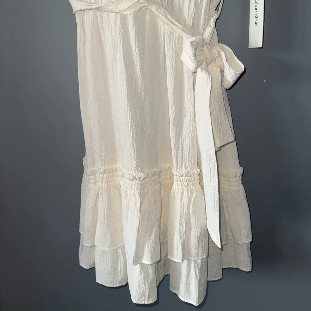 Calvin Klein Sleeveless V-neck tiered ruffle min dress with waist tie - Picture 3 of 7